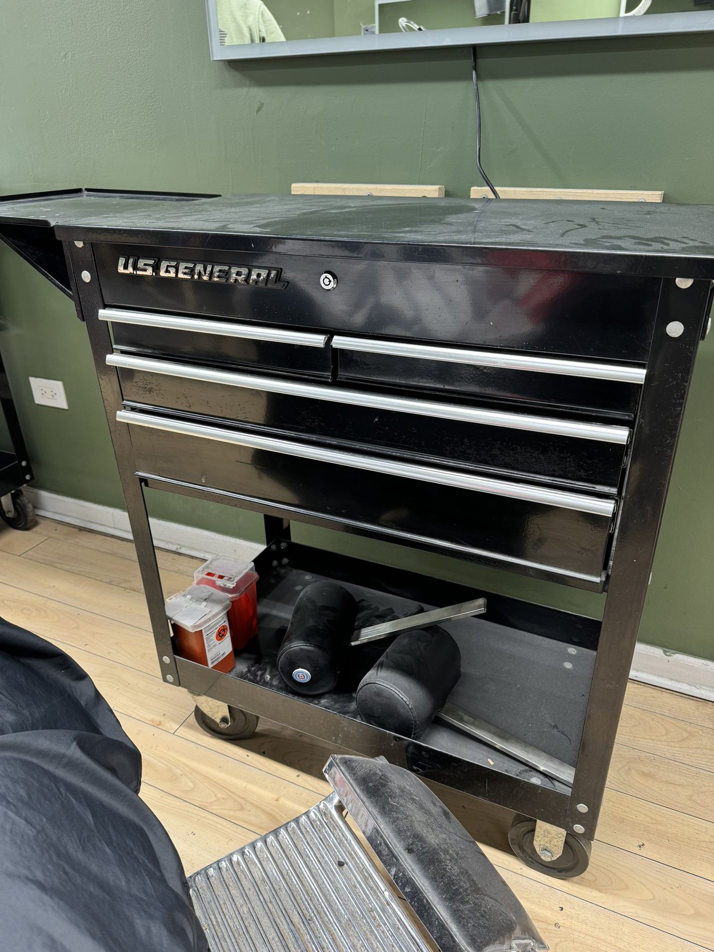 Black Husky Tool Cart,3 Available .us General