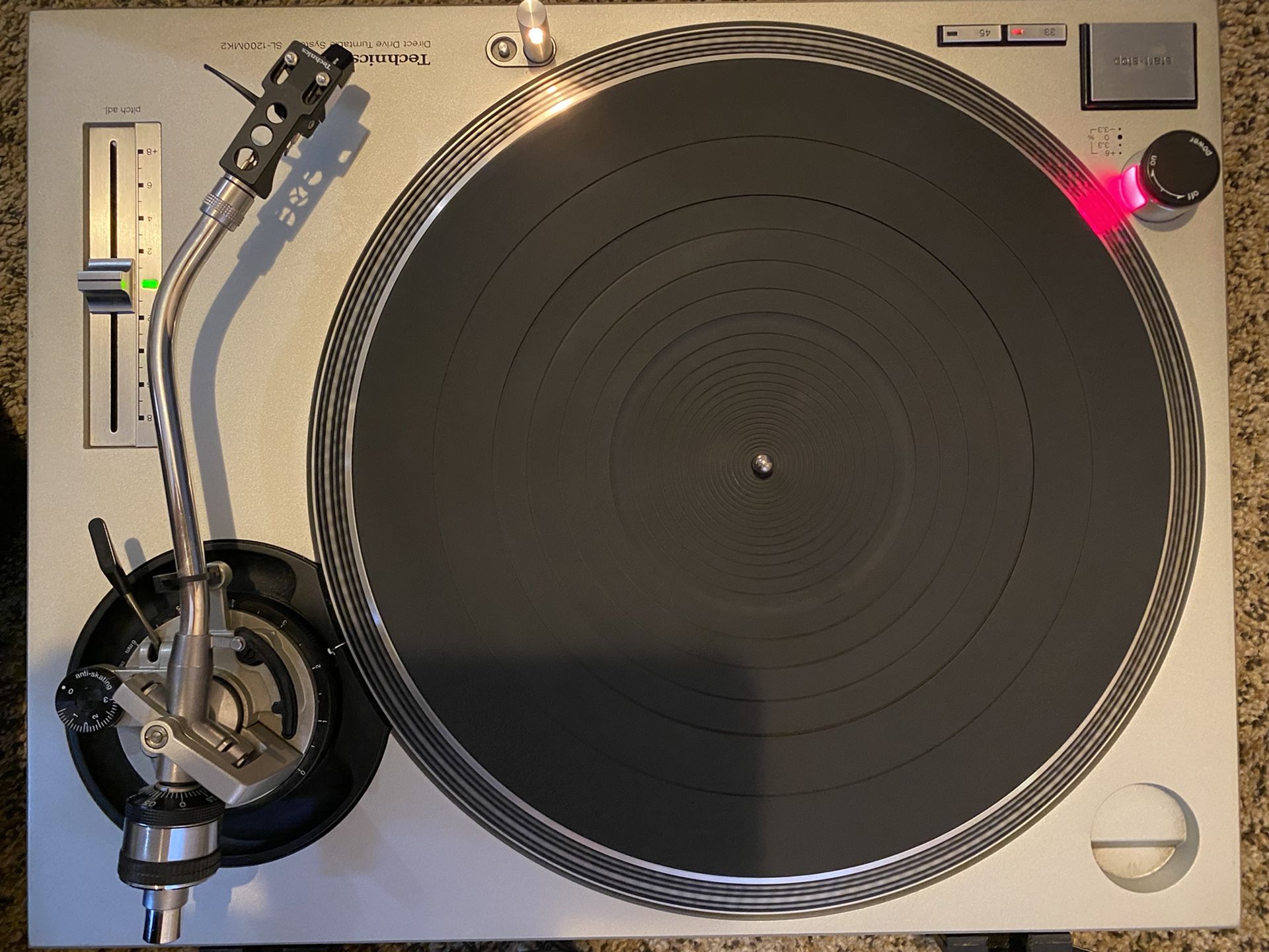 Technics SL-1200 MK2 TurnTable