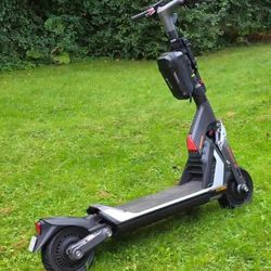 Segway GT1 SUPERSCOOTER