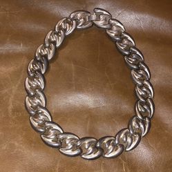 Vintage silver tone necklace