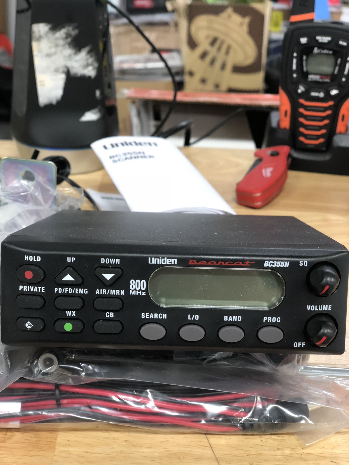 New Uniden BC355N 800 MHz 300-Channel Base/Mobile Scanner. Close Call RF Capture Technology. Pre-programmed Service Search. “Action” Bands to Hear Po
