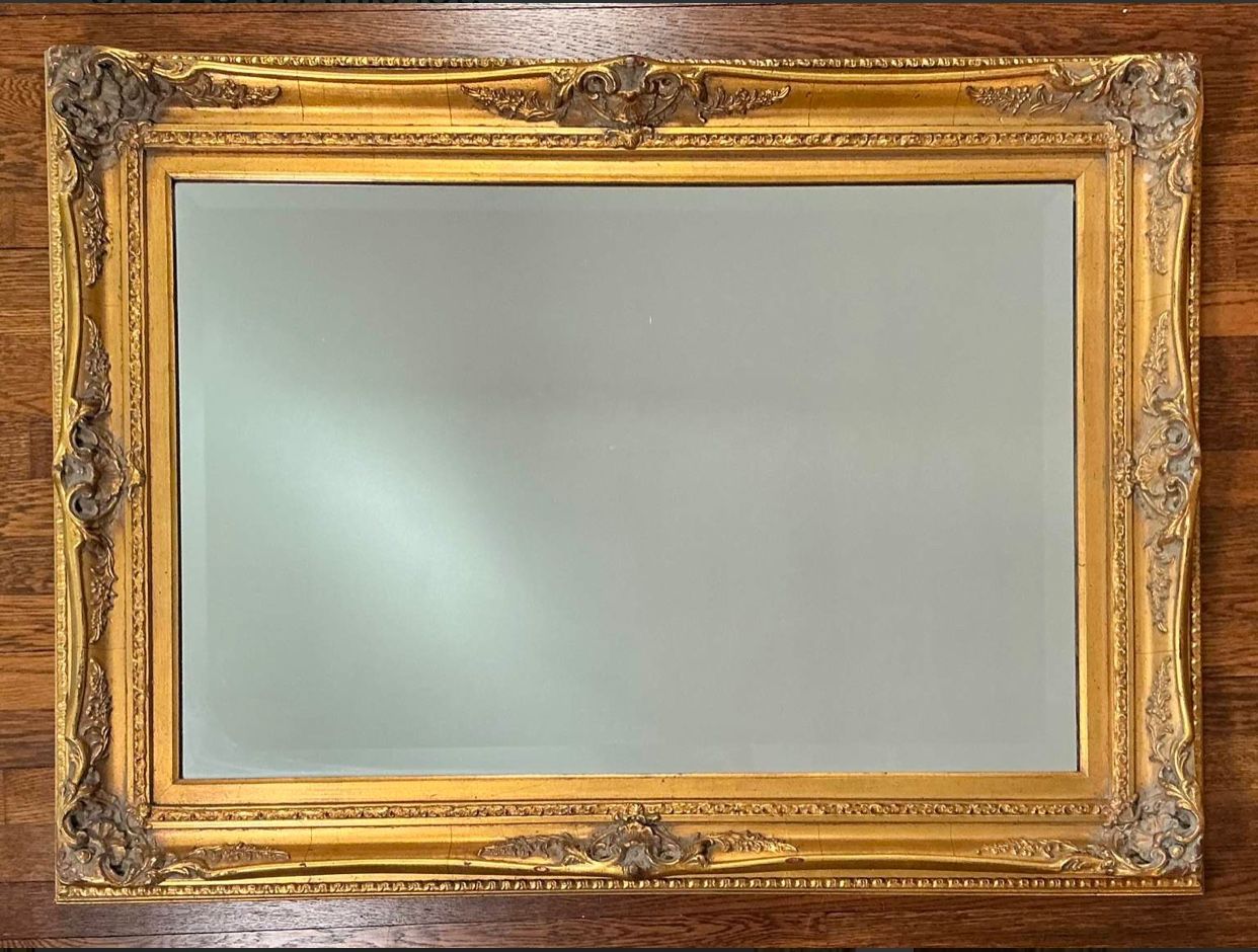 Vintage Carved Gilt Mirror (2 of 2)