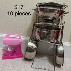 Melissa & Doug stainless steel pots and pans play set for children