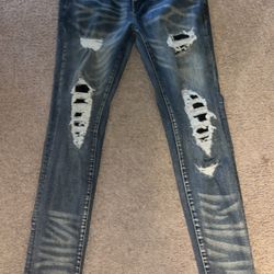 jeans ripped up 
