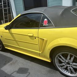 2003 Ford Mustang