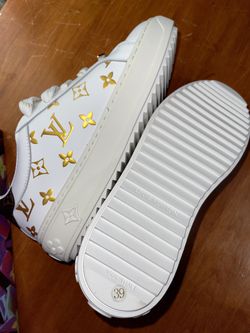LOUIS VUITTON White & Gold Sneakers Shoes WOMENS 8 for Sale