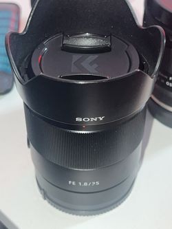 Sony 35mm f/1.8