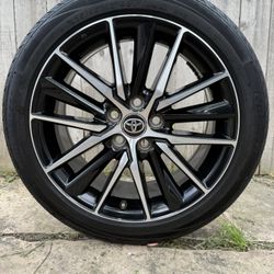 Llantas 🛞 Camry 235/45R18