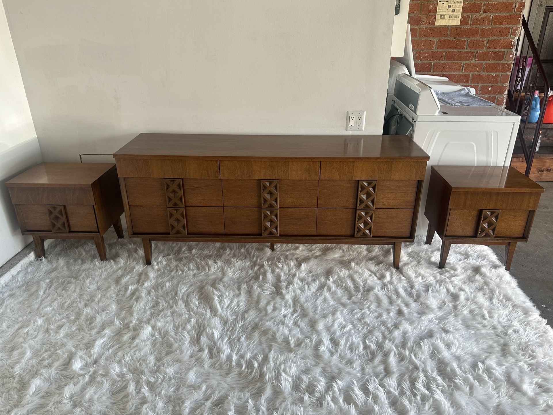 MID CENTURY Bedroom Set