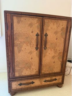 Travel Lover Explorer World Map Cabinet