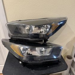 2017 To 2019 FORD ESCAPE. HEADLIGHTS 