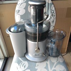 Breville JE98XL The Juice Fountain Plus 850 Watt Juice Extractor