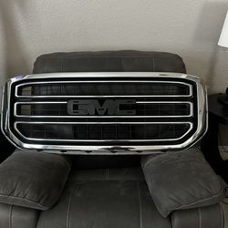 GMC Yukon Grille