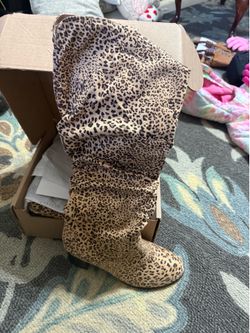 Women’s cheetah boots