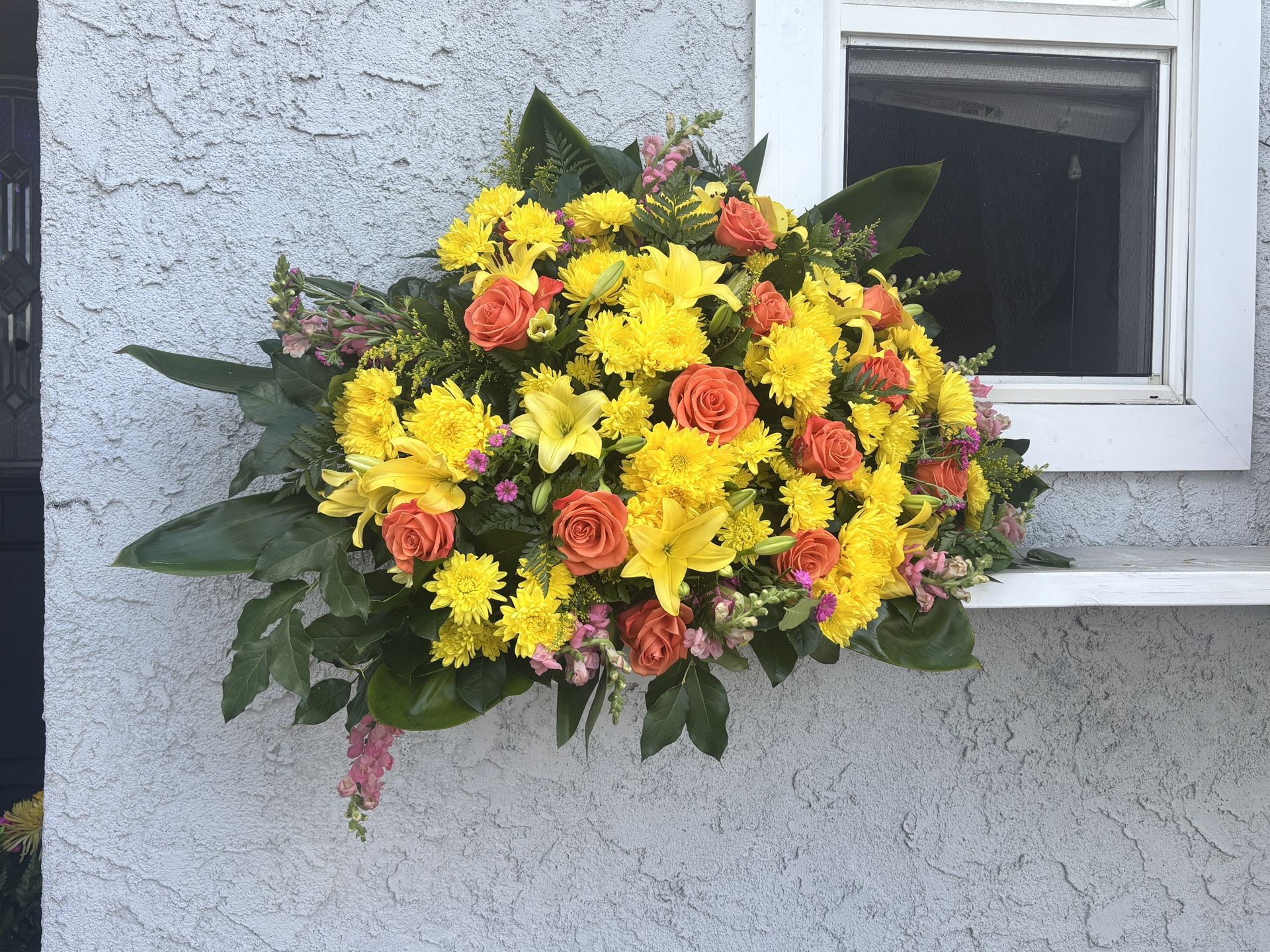 Fresh High End Fresh LARGE Flower Arrangements!!!! On Sale