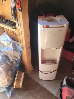 water dispensers machine