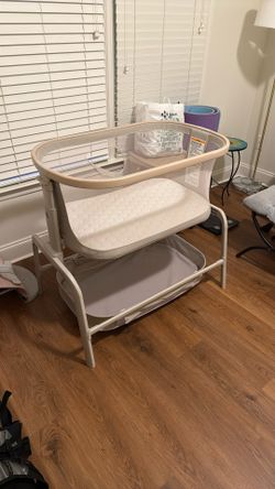 Maxi Cosi bassinet