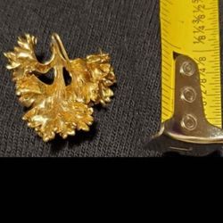 Vintage Pendant Gold Tone