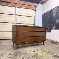 Vintage mid century modern dresser with six drawer dressing organizer