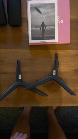 Samsung Tv Legs - Model BN63