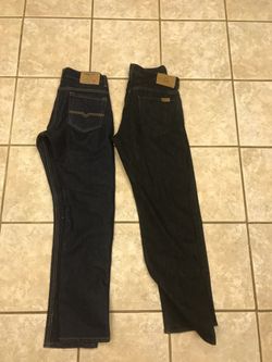 2 pairs of jeans $5 each