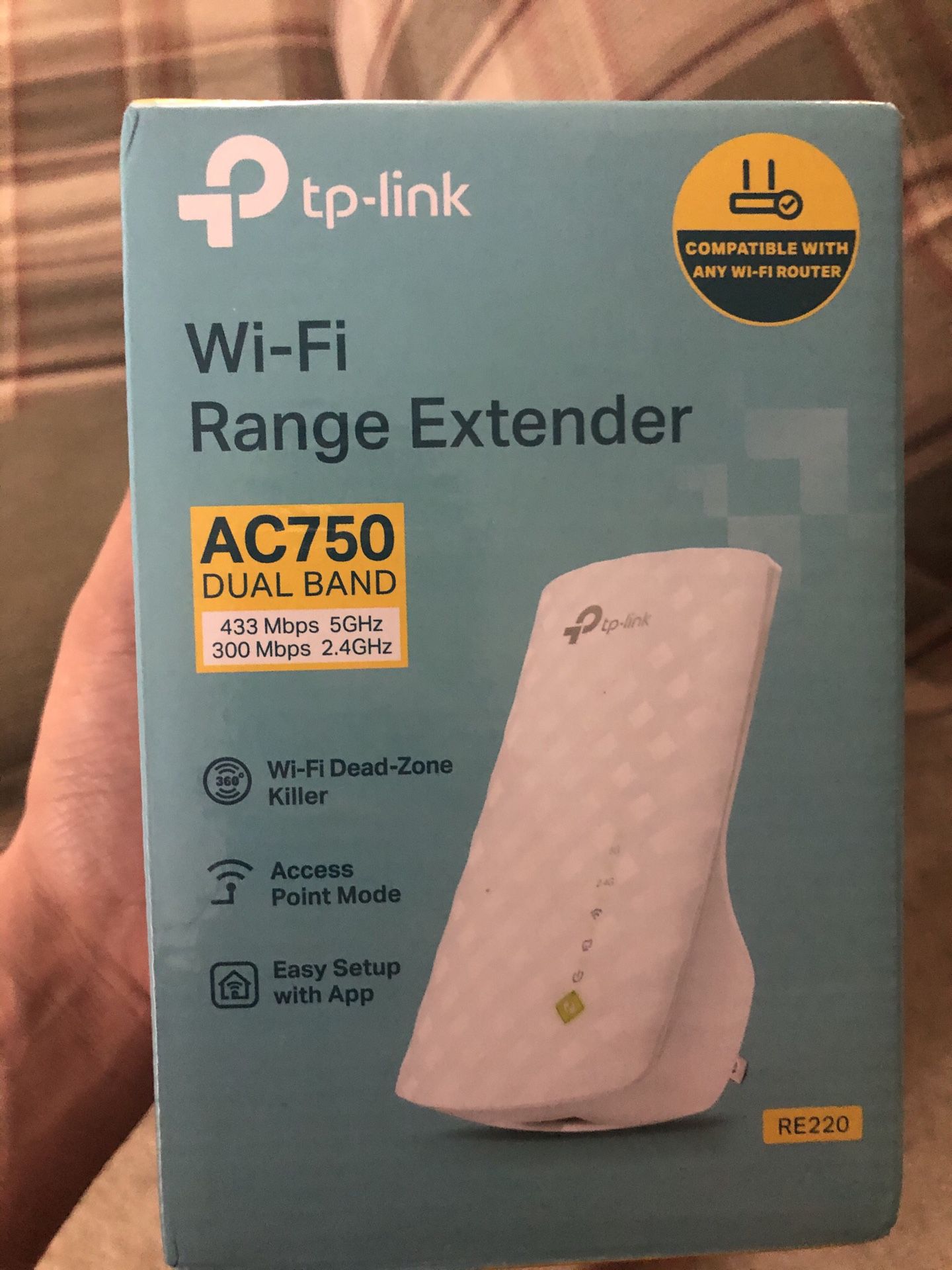 Tp-link wifi range extender (open box-like new)