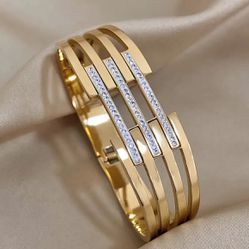 Multi-layer Stacked 18 k gold plated Stainless Steel Bracelet with Sparkling Rhinestones - Durable, 