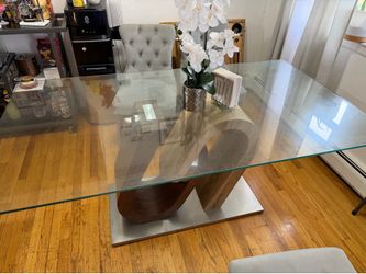 Dinning table