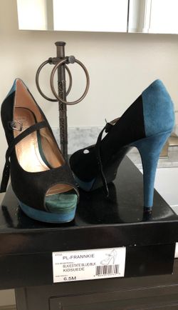 *FREE* BCBG black blue suede pumps
