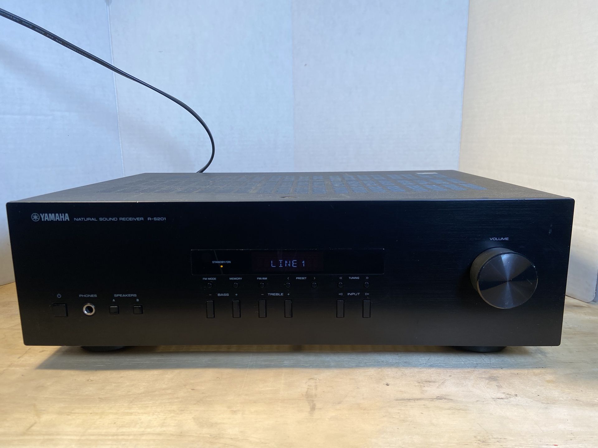 Yamaha R-S201 175 Watt Receiver Stereo AM/FM Tuner Tested Working No Remote