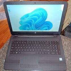 HP NoteBook 15 Touchscreen Laptopp 