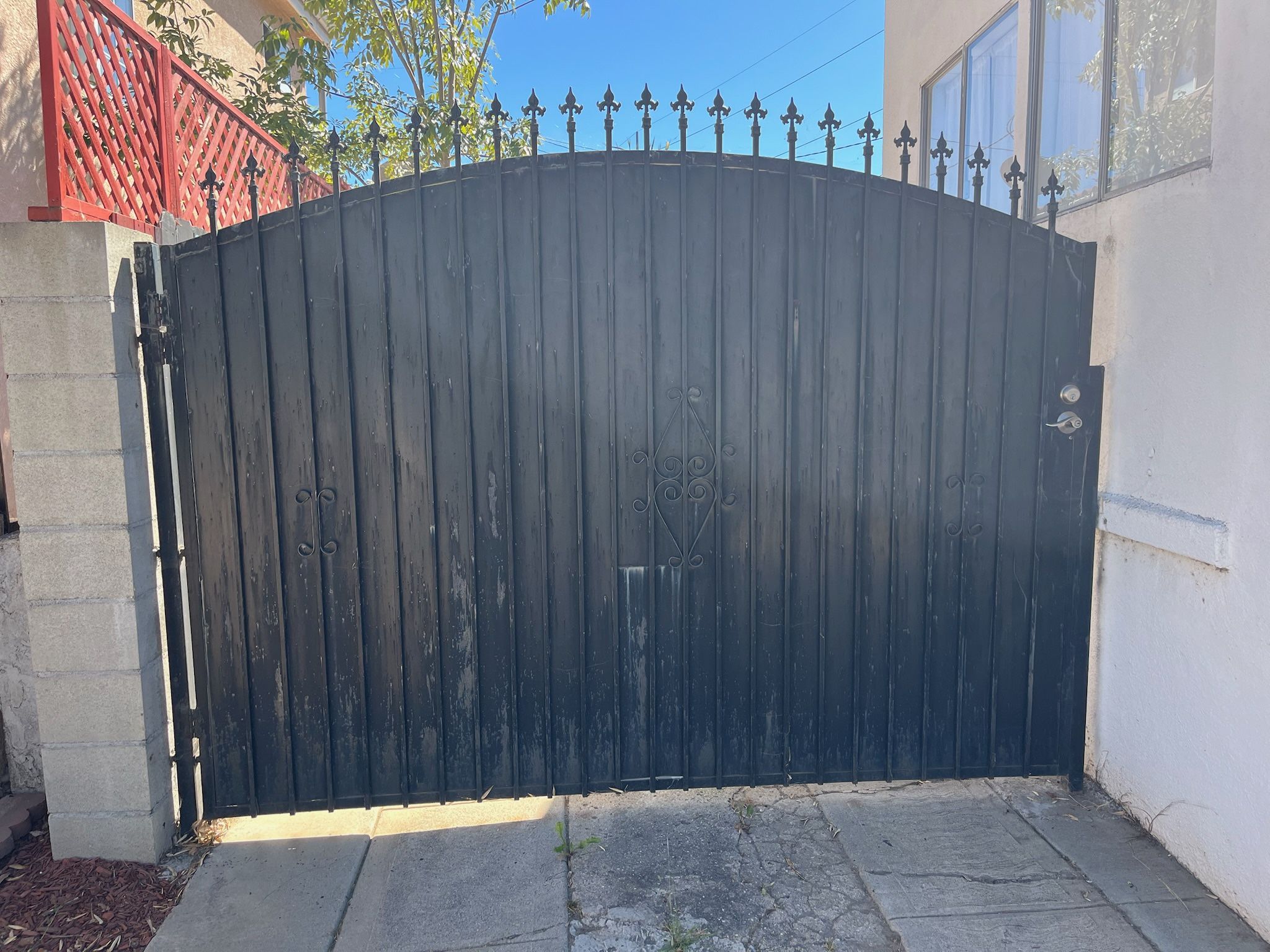 Heavy Dut Metal Privacy / Security Gate