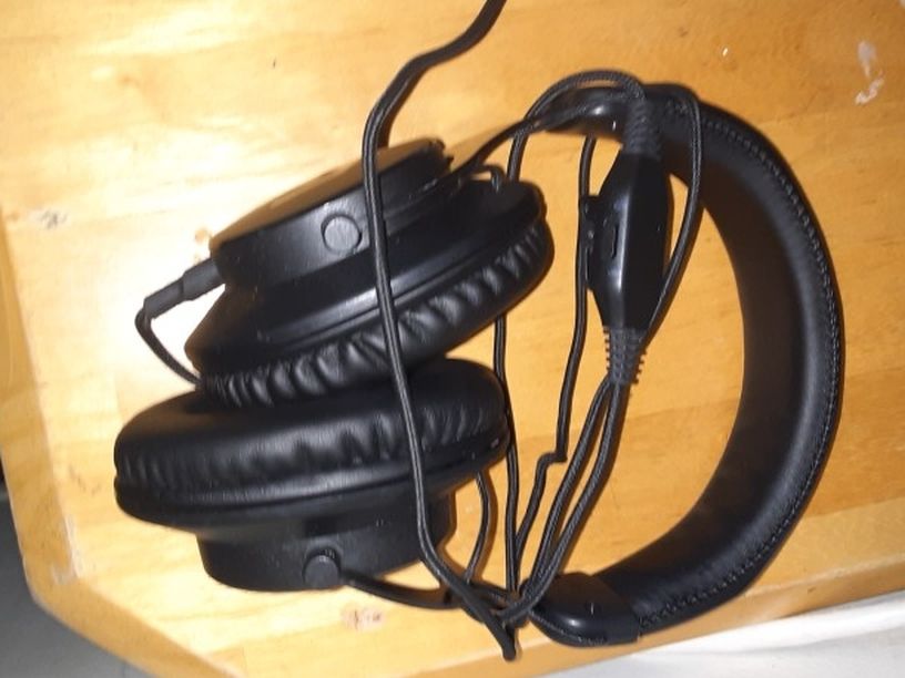 HeadPhones