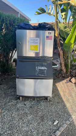 Icemaker