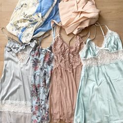 🌸 Woman’s NEW nightgowns and robes