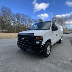 Ford E250 Commercial Van