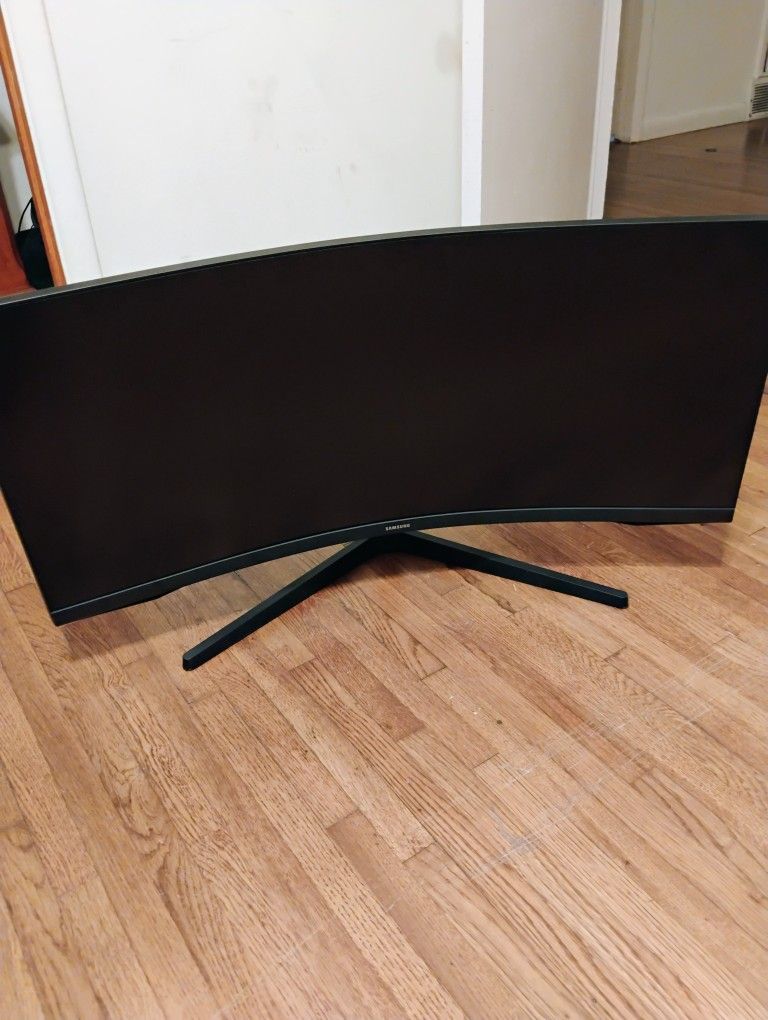 Samsung Odyssey Gaming Monitor