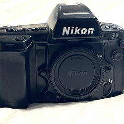 Nikon N90s Film SLR Camera 35mm Film Black BODY ONLY