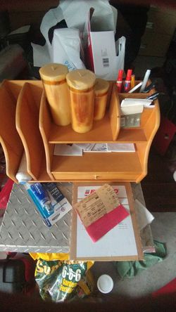 Office desk organizer