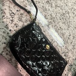 Coach wristlet GREAT condition