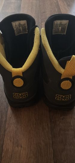 Jordan 9 University gold