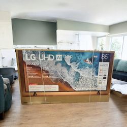 HD289 86” Lg smart 4k led Uhd tv floor model 