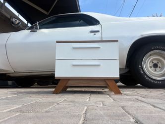 mid-century modern style bedside table