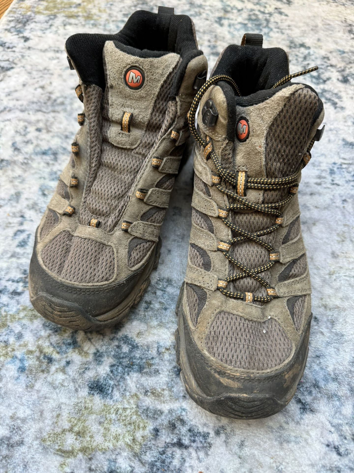 MERRELL Hiking Boots - Size 10
