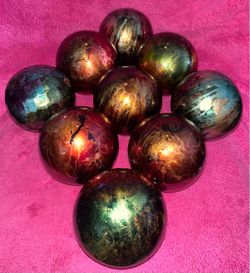 Pier 1 Imports Iridescent Metallic Foil 4” Ceramic Sphere Ball Orb Set of 9! Multi-Colored