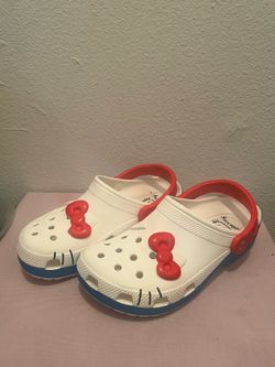 Hello Kitty Cros