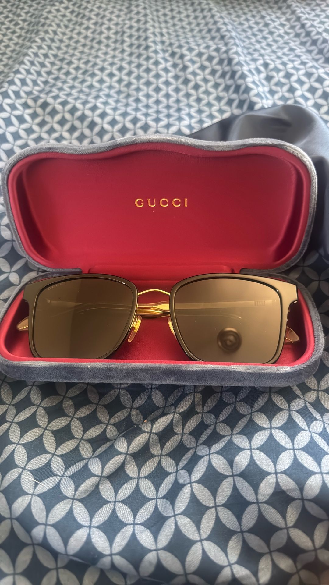 Gucci Sunglasses 
