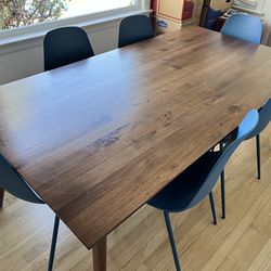 Article Dining Table & Chairs