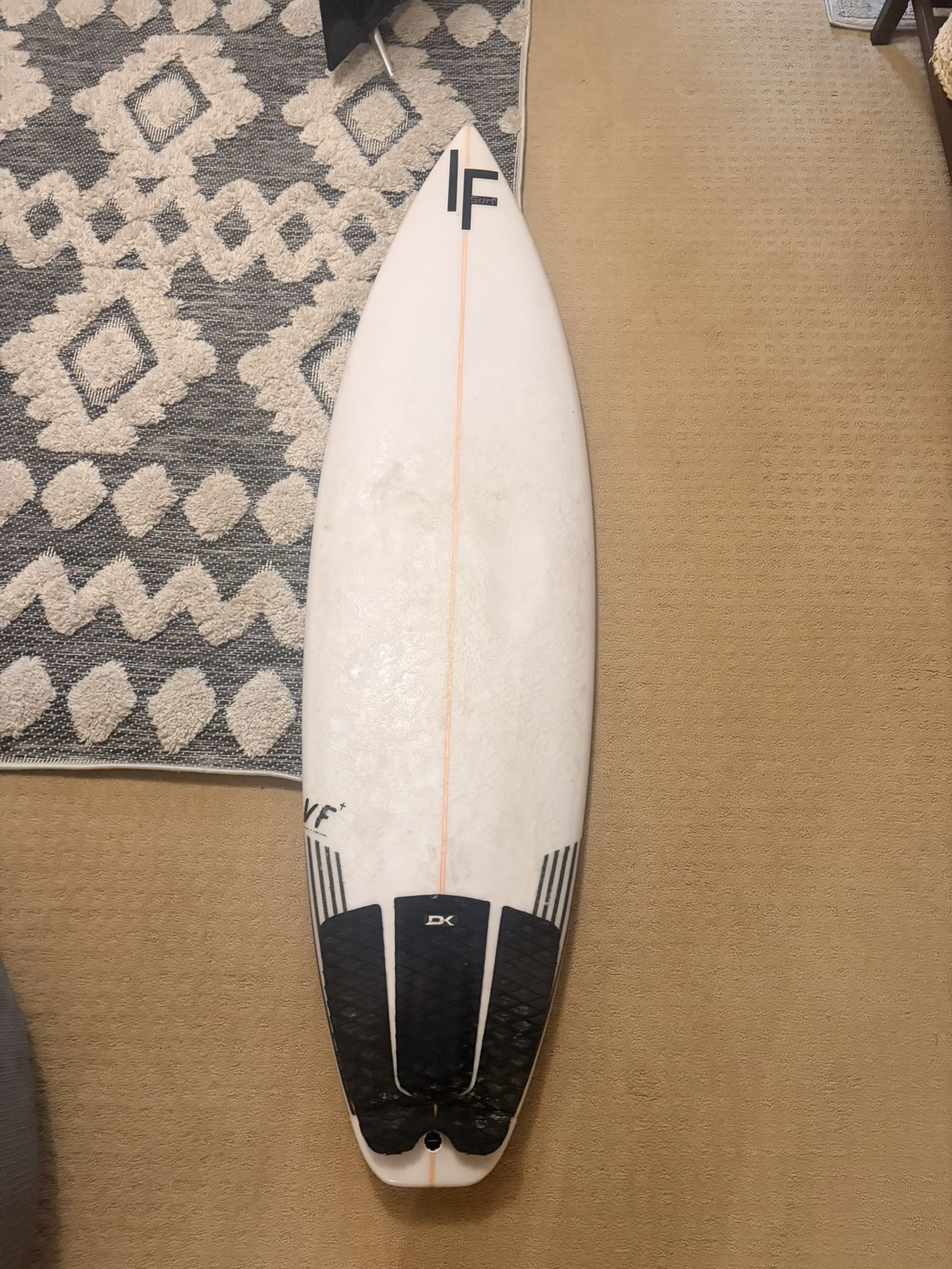 IF Surfboard 5’11