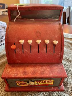 Vintage 1950’s Tom Thumb Red Cash Register